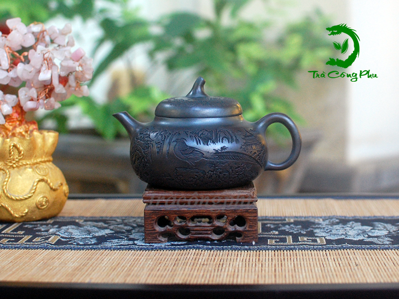 Ấm Tử Sa Cà Đoạn Điêu Hoa Sơn Thủy – ATS1427